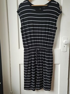 Banana Republic Black & White Striped Midi Drawstring Waist Dress